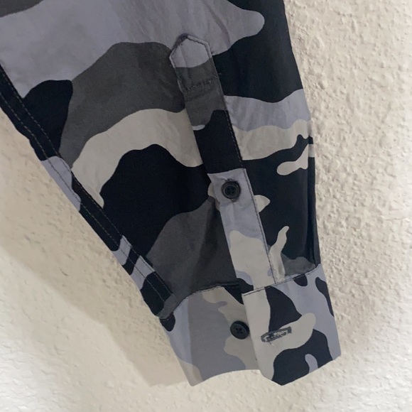 Armani Exchange Camo Button up - Picture 4 of 5